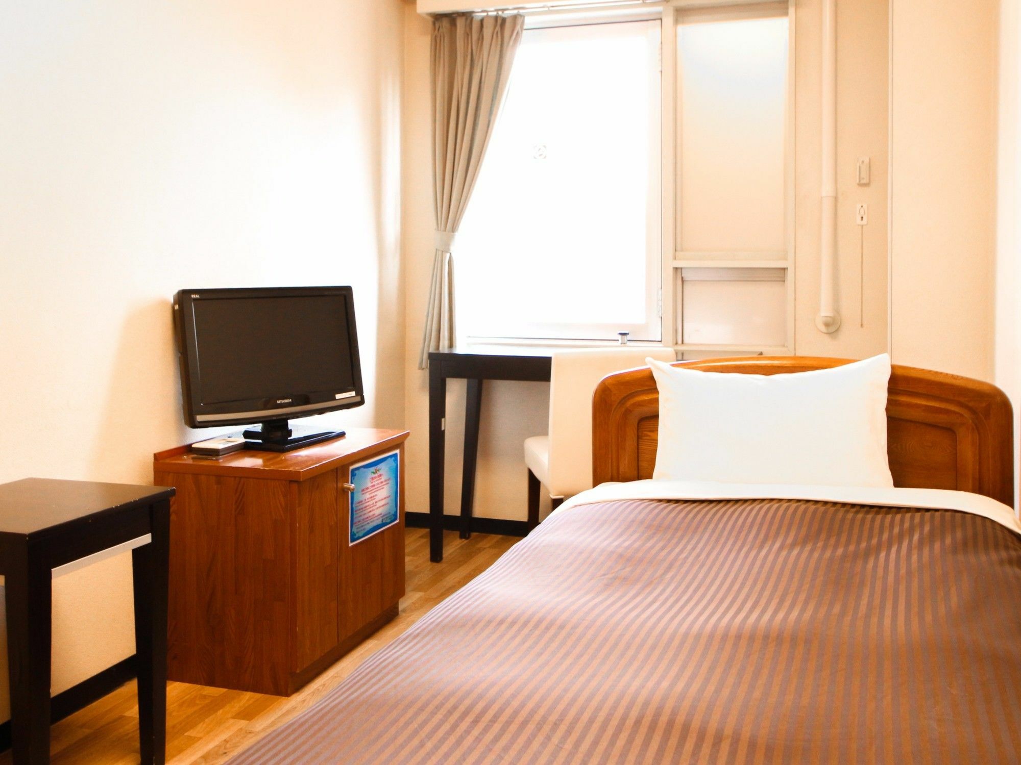 Hotel Livemax Budget Kawasaki Ekimae Eksteriør bilde